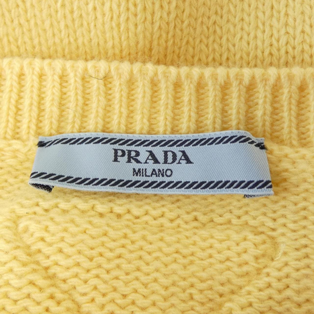 プラダ PRADA トライアングルロゴ P24A3Z S232 13XA ニット
