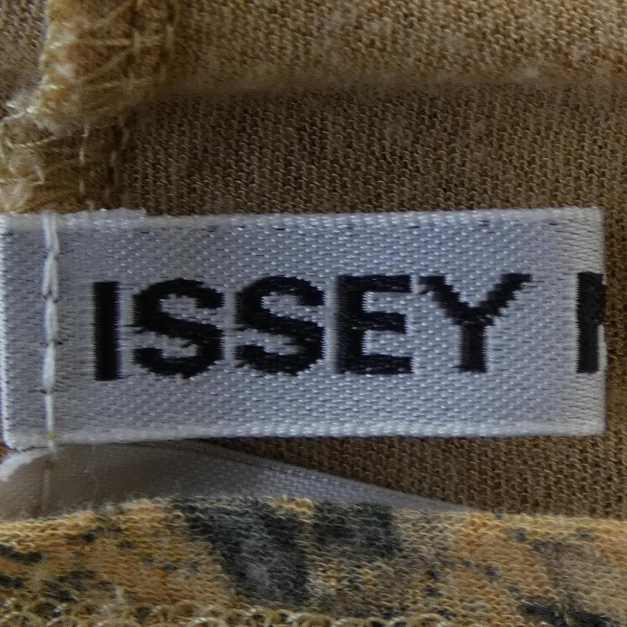 イッセイミヤケ ISSEY MIYAKE IM33JG592 スカート