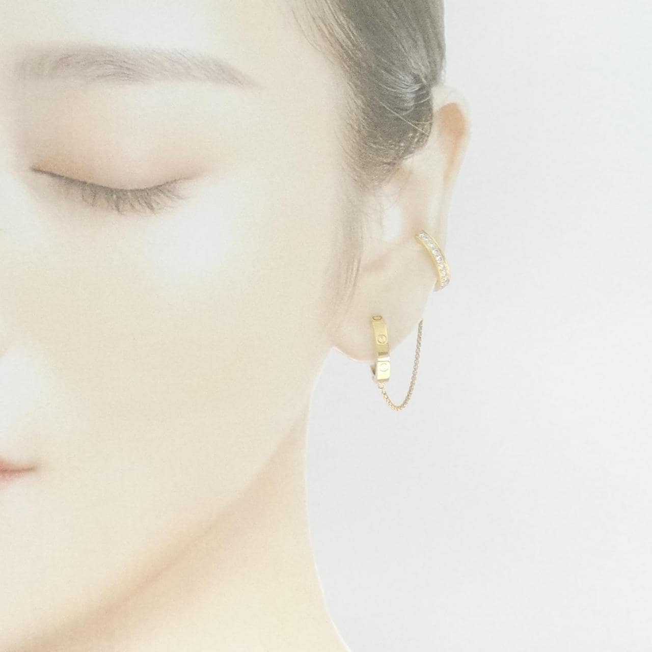 Cartier シングル　LOVEイヤリング(片耳用) ケースと保証書付き Cartier(カルティエ)】LOVE SINGLE EARRING LOVE イヤリング