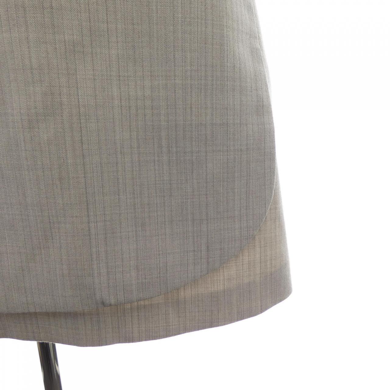 フェンディ FENDI FQ7505 AM3P スカート