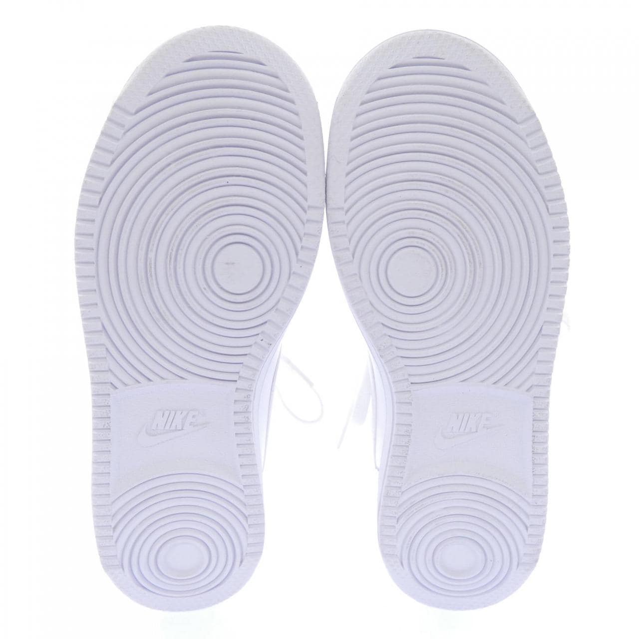 ナイキ NIKE AQ1779-100 スニーカー