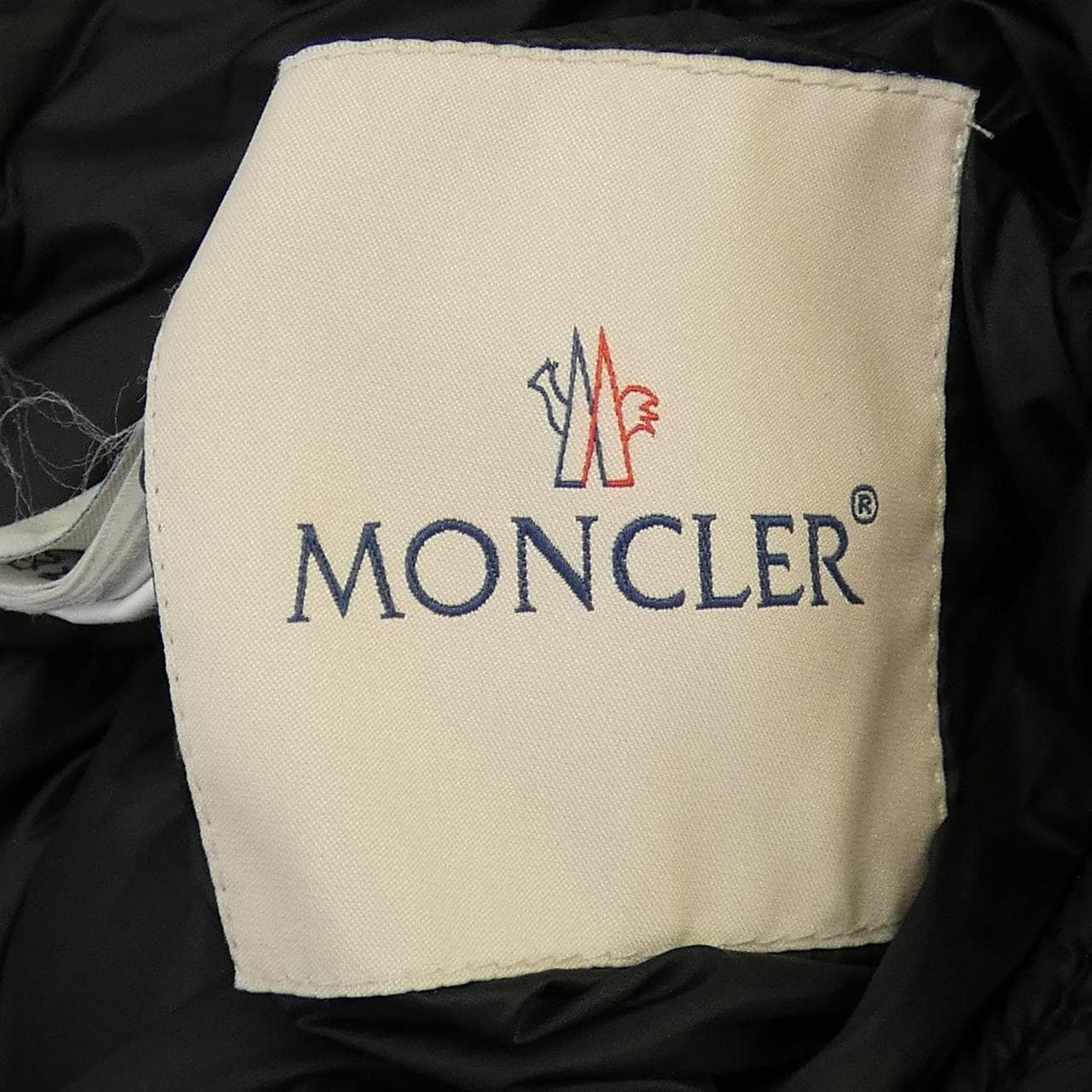 モンクレール MONCLER GOUSTAN ダウンジャケット