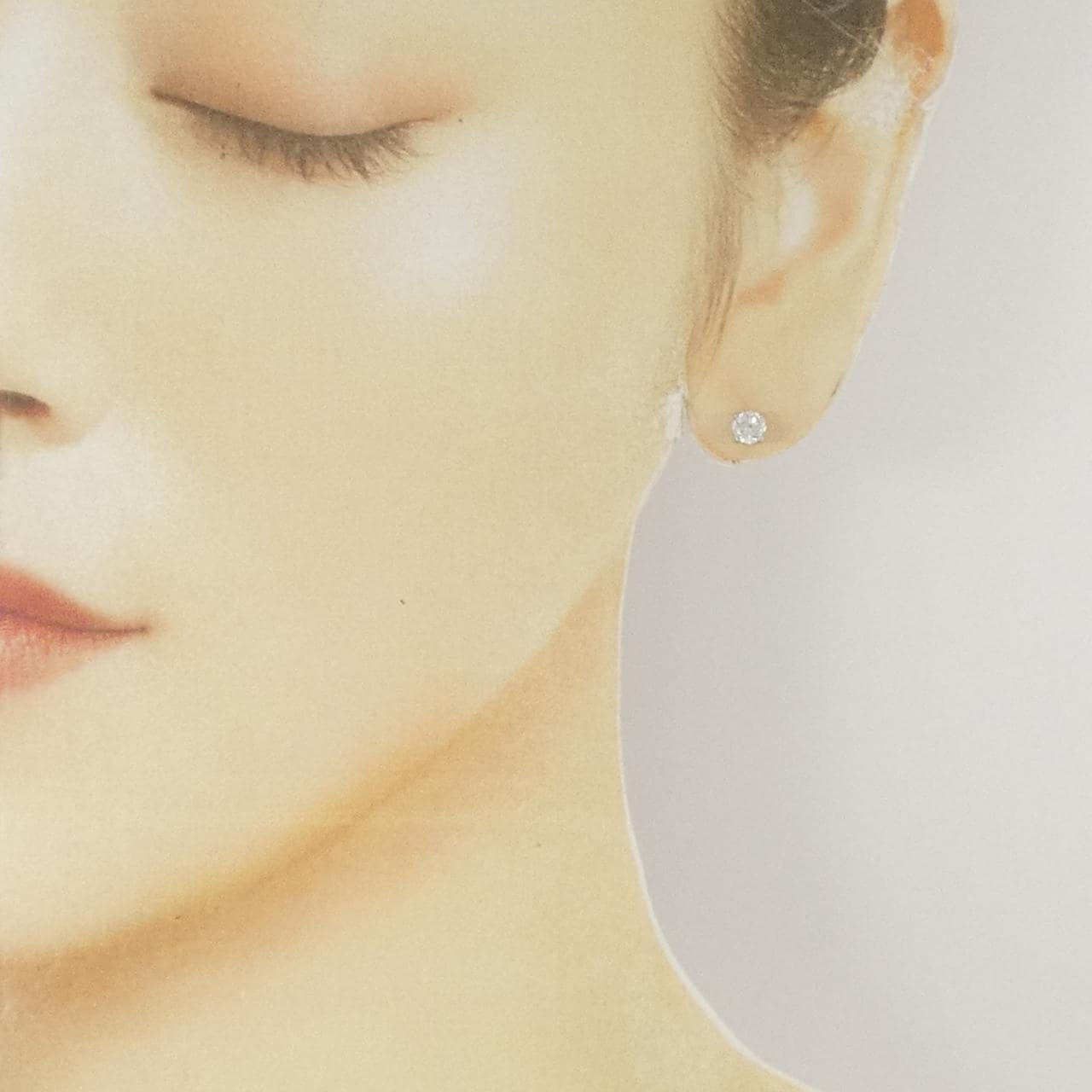 PT900 ダイヤモンド ピアス 0.704CT
