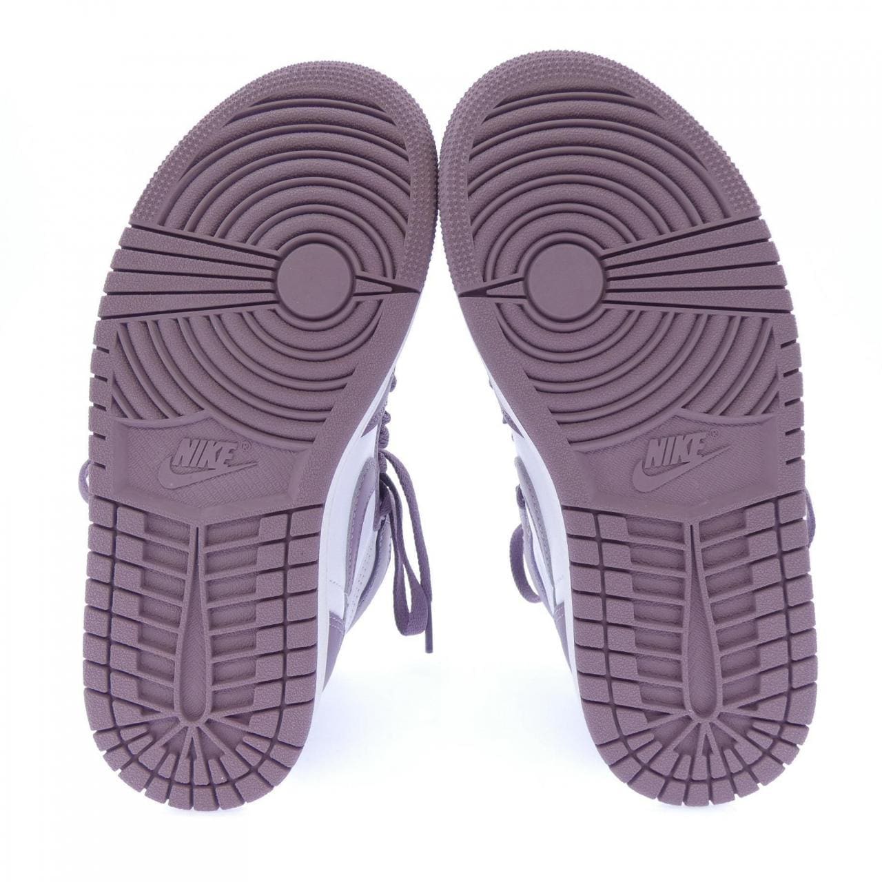 ナイキ NIKE スニーカー