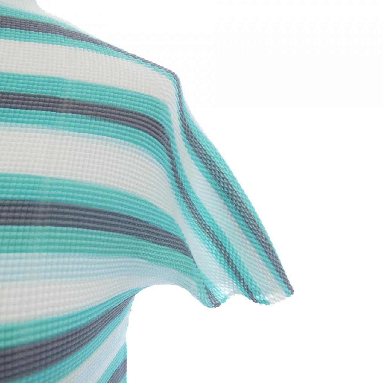 イッセイミヤケ ISSEY MIYAKE MM02FT938 トップス