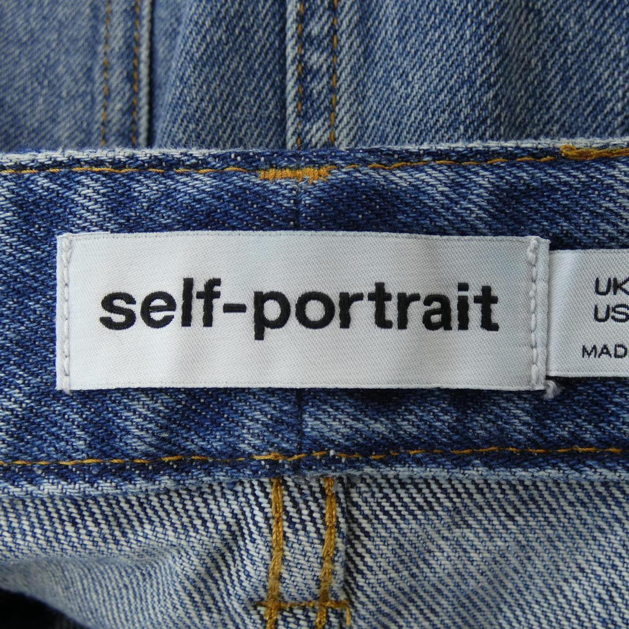 セルフポートレイト self-portrait スカート