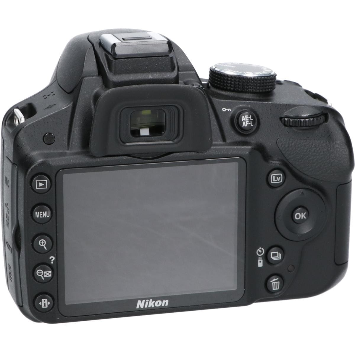 D3200