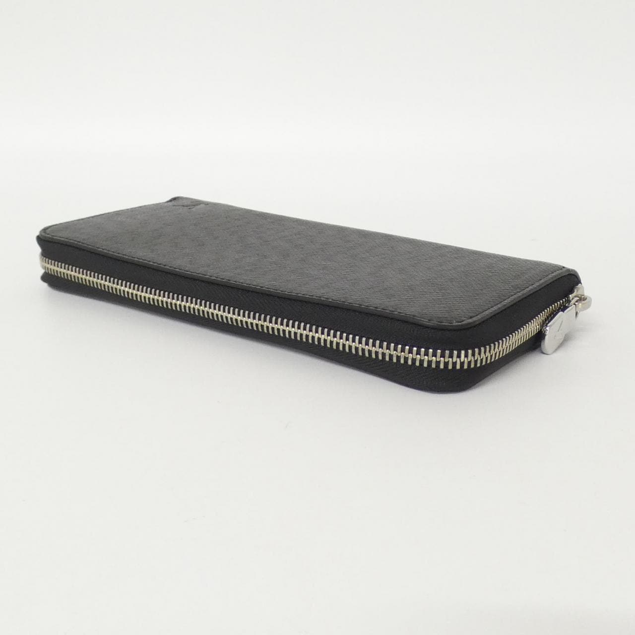 ルイヴィトン タイガ ジッピー ウォレット ホリゾンタル M31071 財布