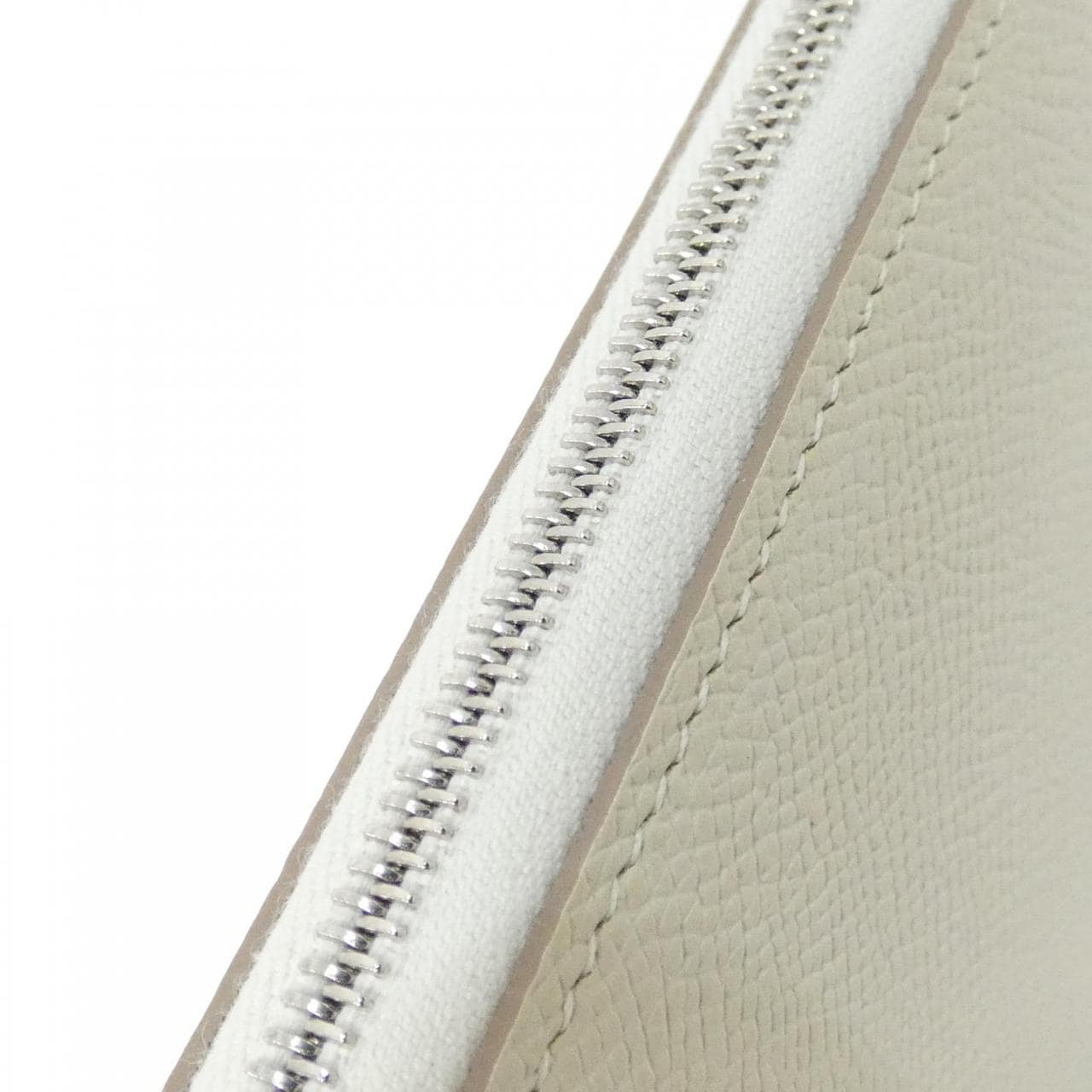 エルメス EX-LIBRIS シルク イン クラシック 070668CK 財布