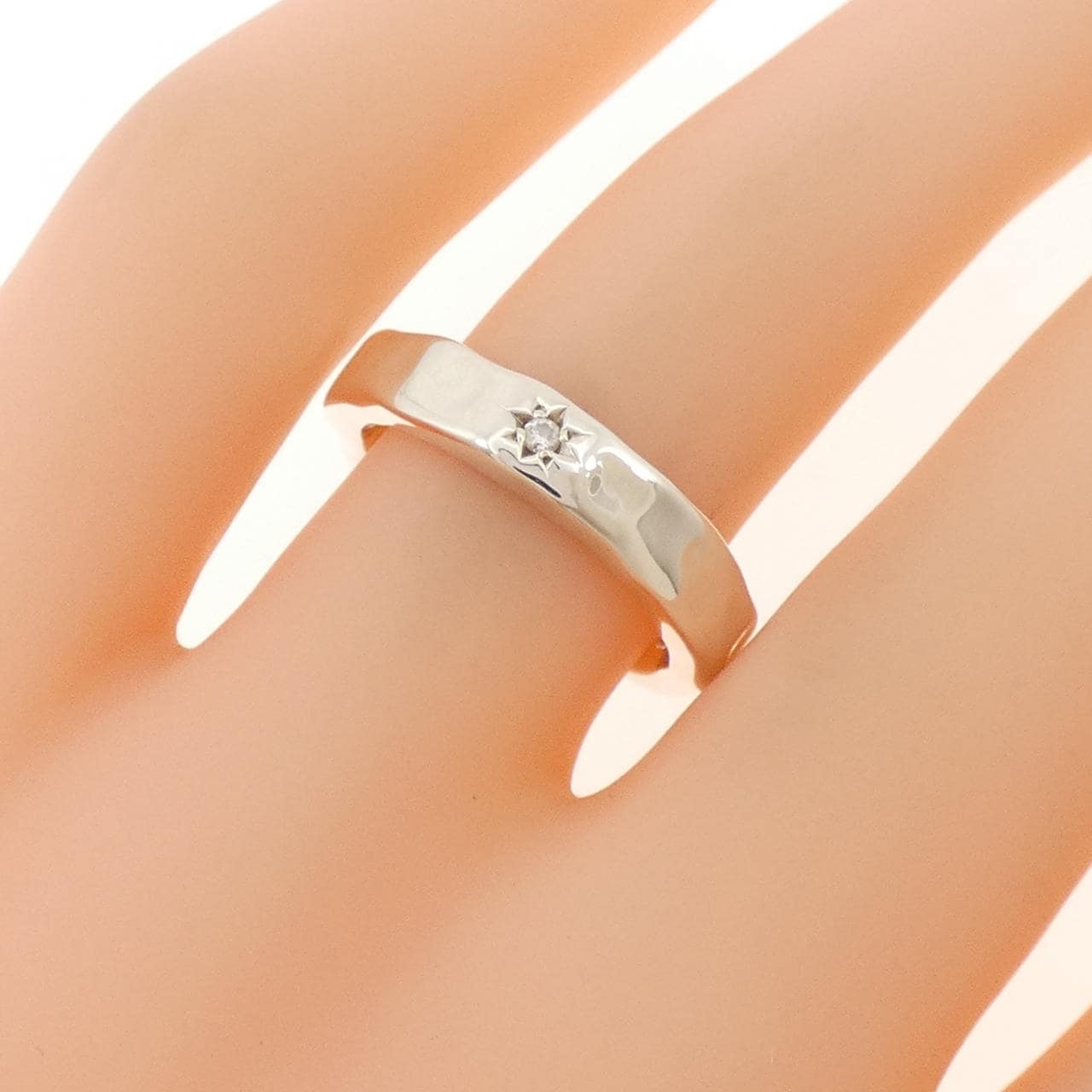 イーエム ダイヤモンド リング 0.01CT