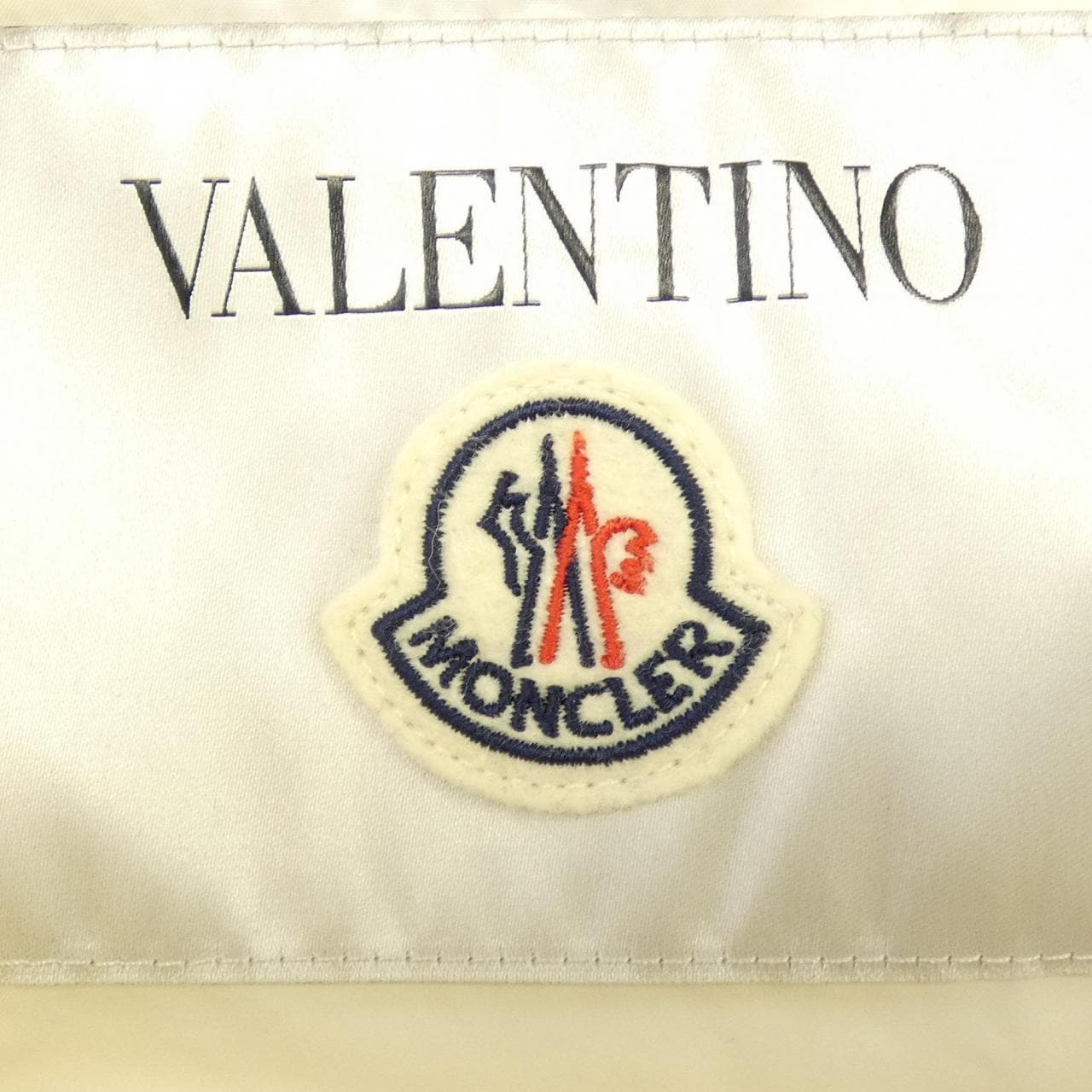 ヴァレンティノ VALENTINO MONCLER ダウンジャケット