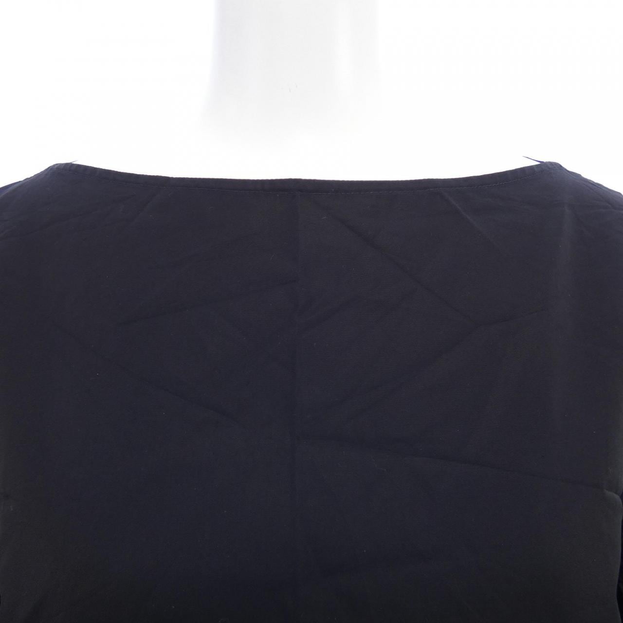 サルヴァトーレフェラガモ SALVATORE FERRAGAMO トップス