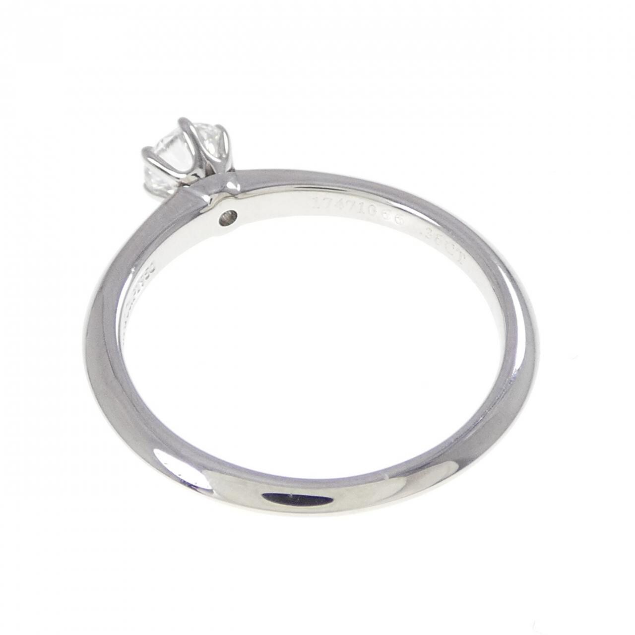 ティファニー クラシックソリティア リング 0.36CT