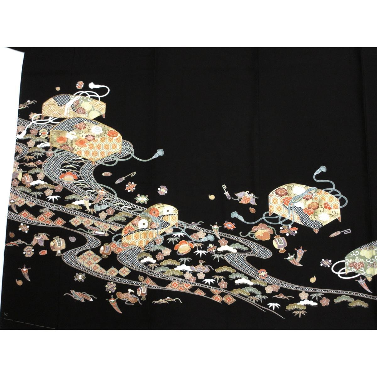 【未使用品】留袖　友禅金彩加工　刺繍入り　丸に桔梗