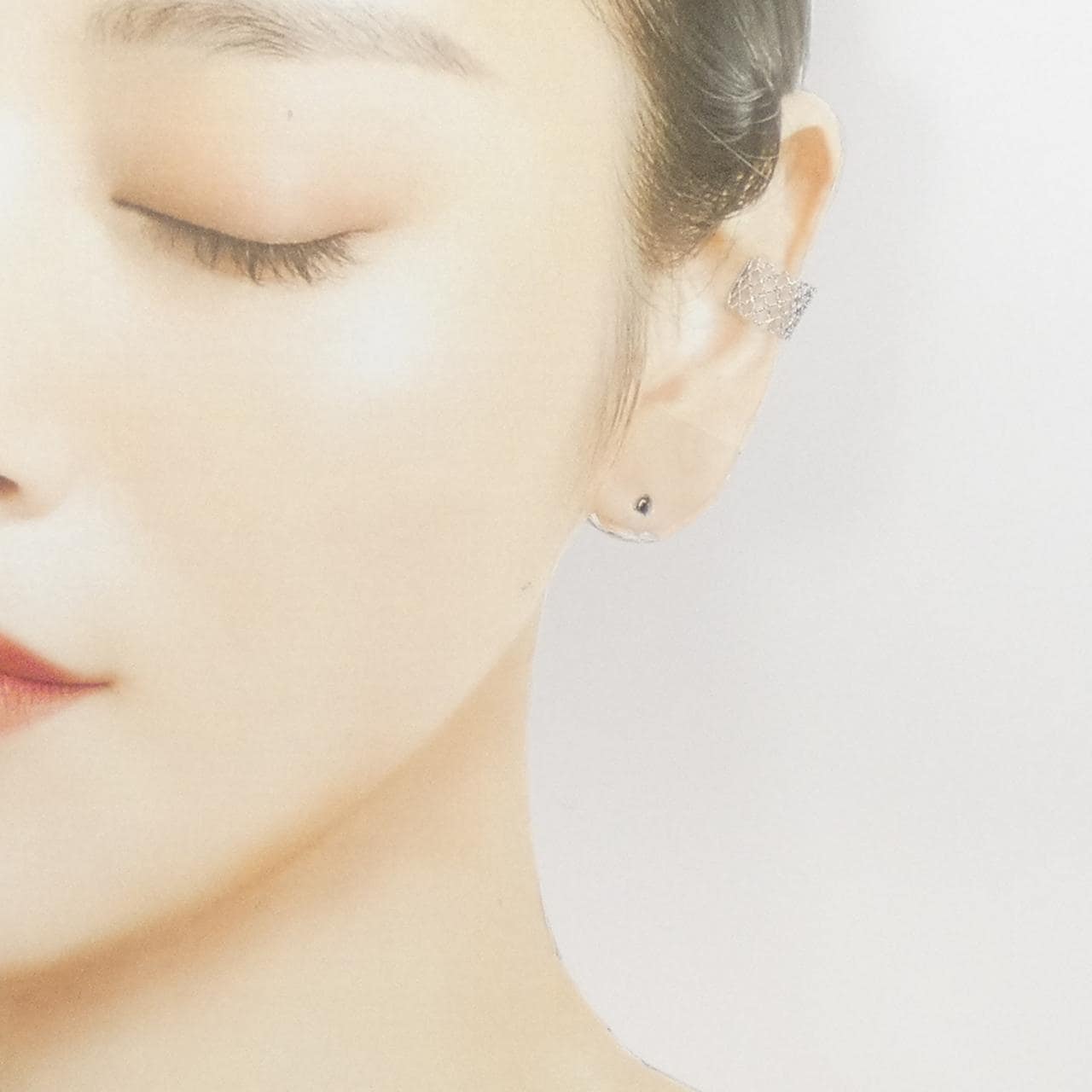 K10WG イヤーカフ 片耳