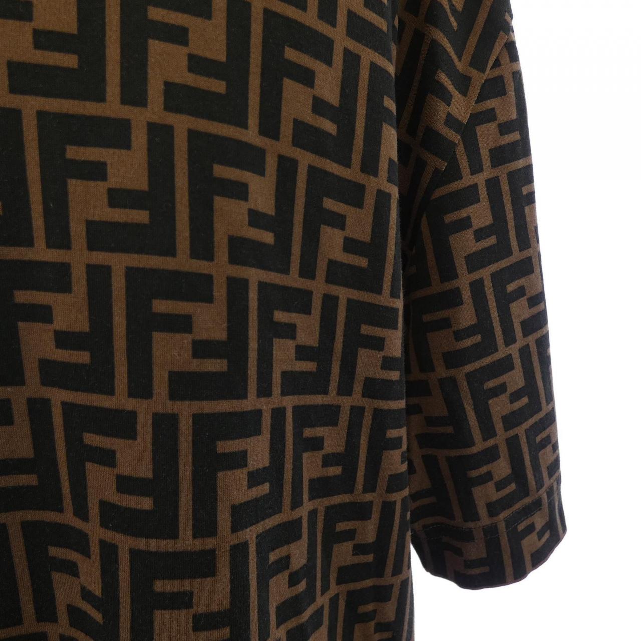 フェンディ FENDI FY0936 A6ZU Tシャツ