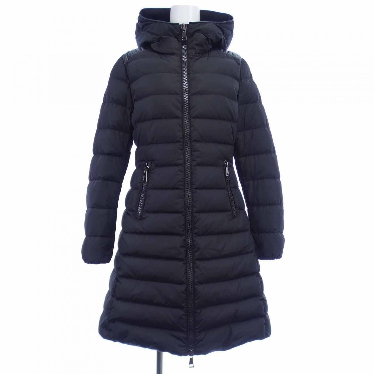モンクレール MONCLER ダウンコート