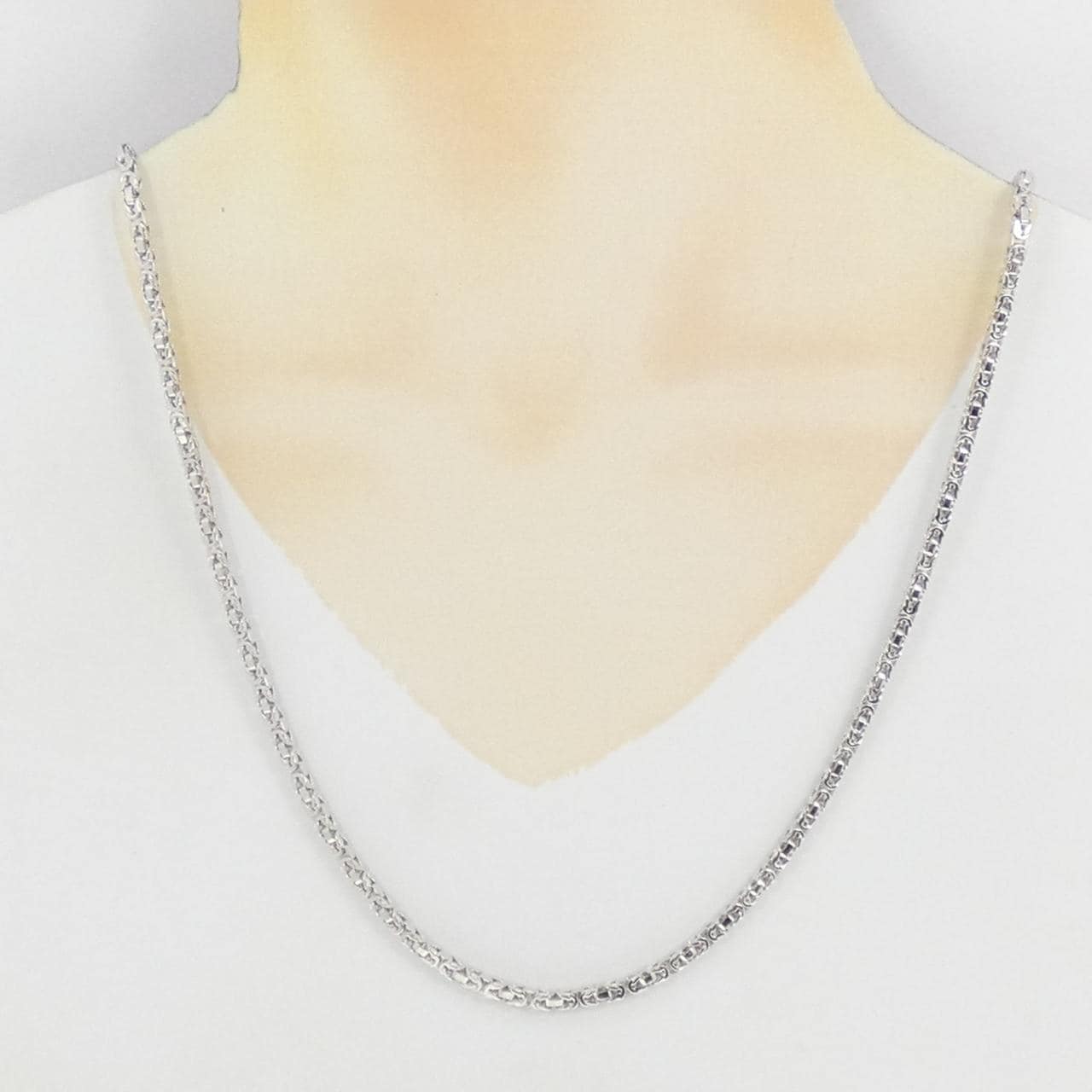 ウノアエレ 750WG ネックレス