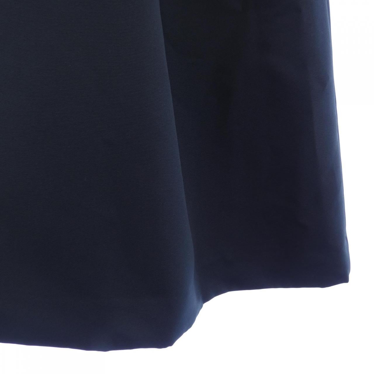 トゥービーシック TO BE CHIC スカート