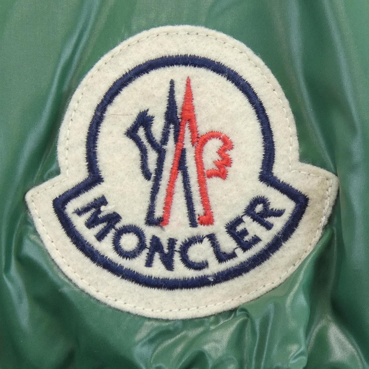 モンクレール MONCLER 41310/50 ダウンジャケット