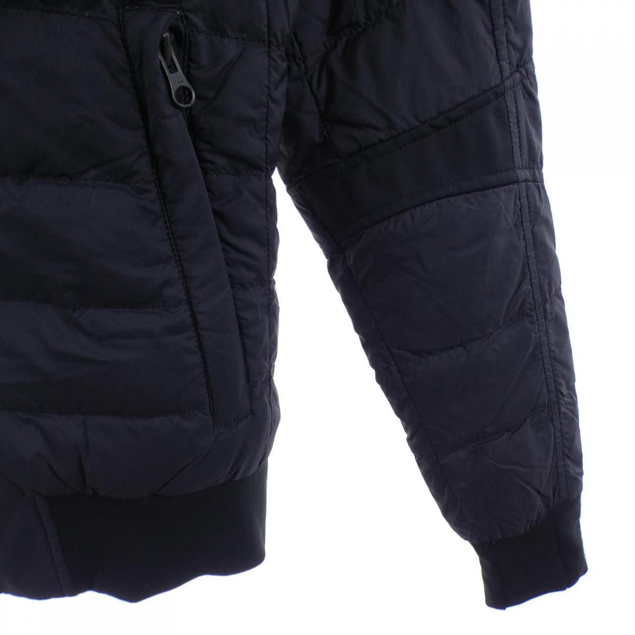 カナダグース CANADA GOOSE 2208M CARBRI カブリ ダウンジャケット