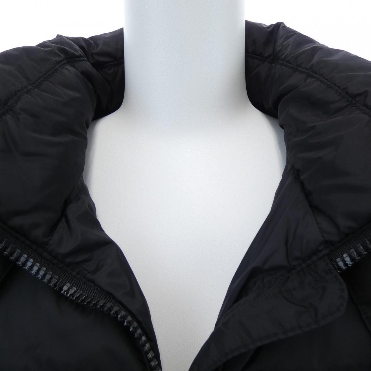 モンクレール MONCLER CHARPAL ダウンコート