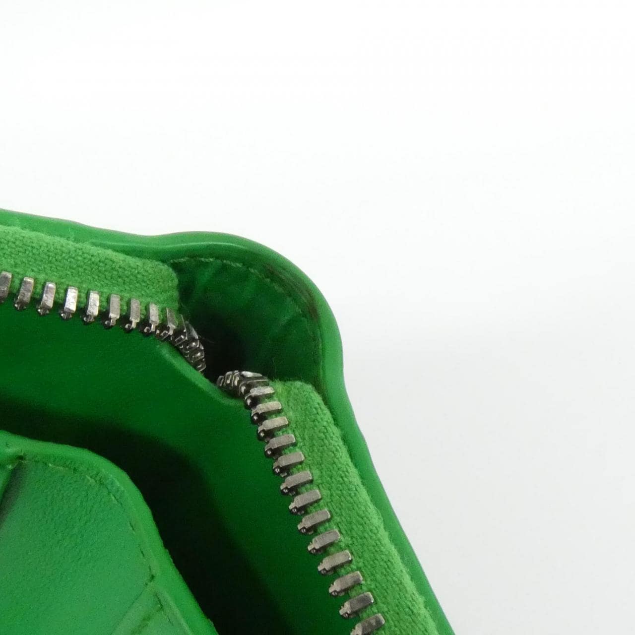 ボッテガヴェネタ 649596 VBWD2 札入れ