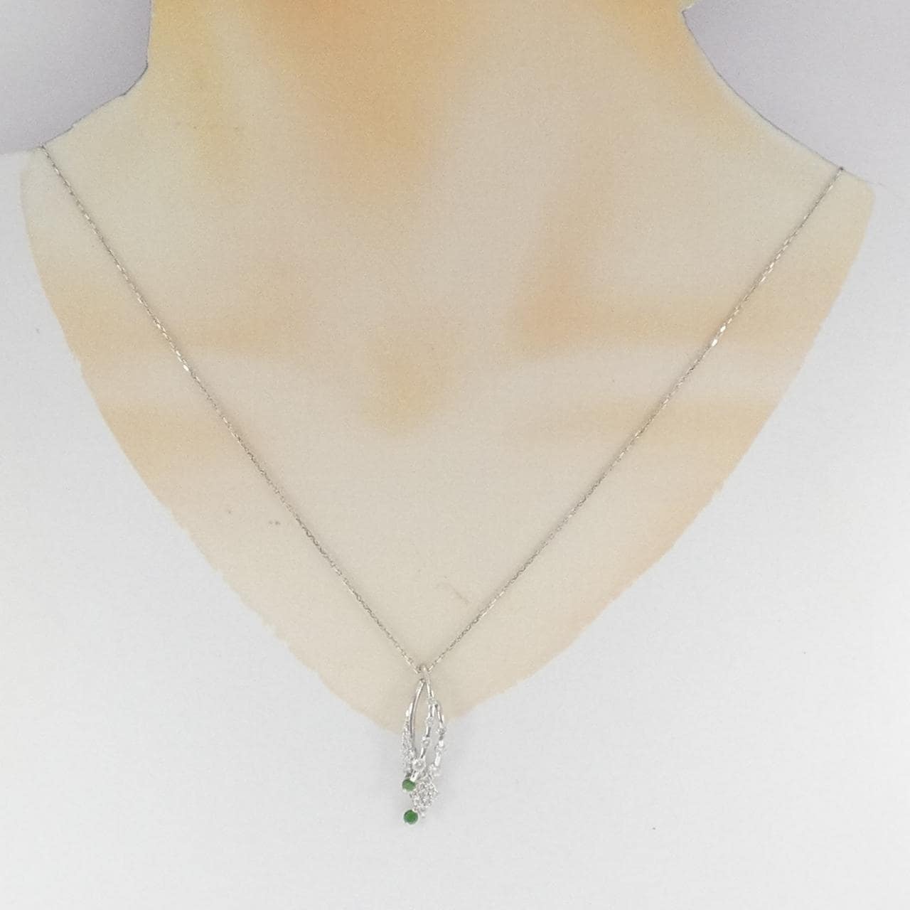 K18WG デマントイドガーネット ネックレス 0.22CT
