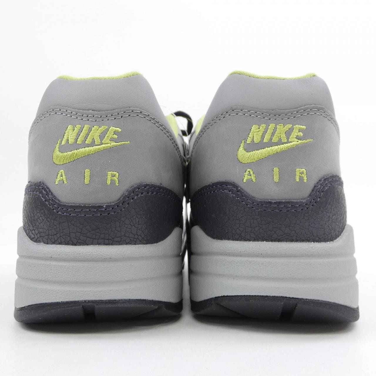 ナイキ NIKE HF3713-002 スニーカー