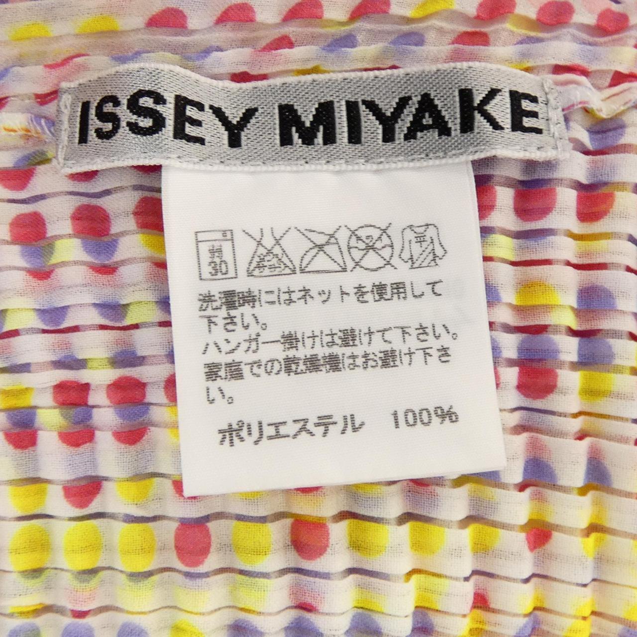 イッセイミヤケ ISSEY MIYAKE IM41FJ612 トップス