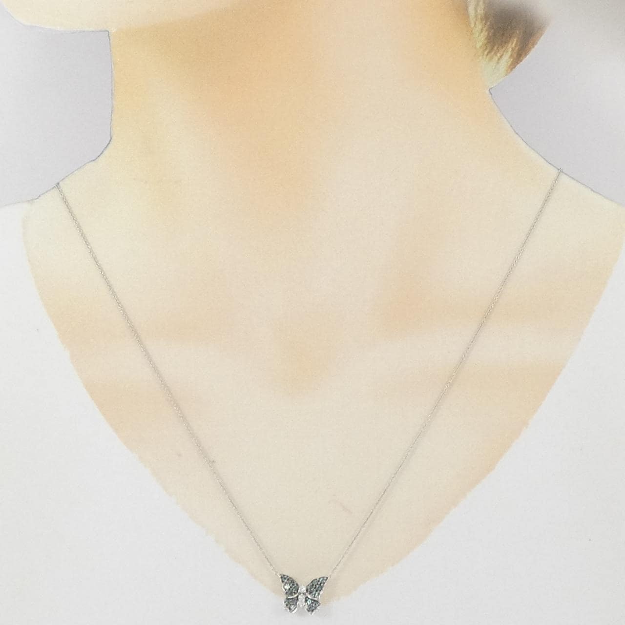 K18WG/K18BG バタフライ アレキサンドライト ネックレス 0.43CT