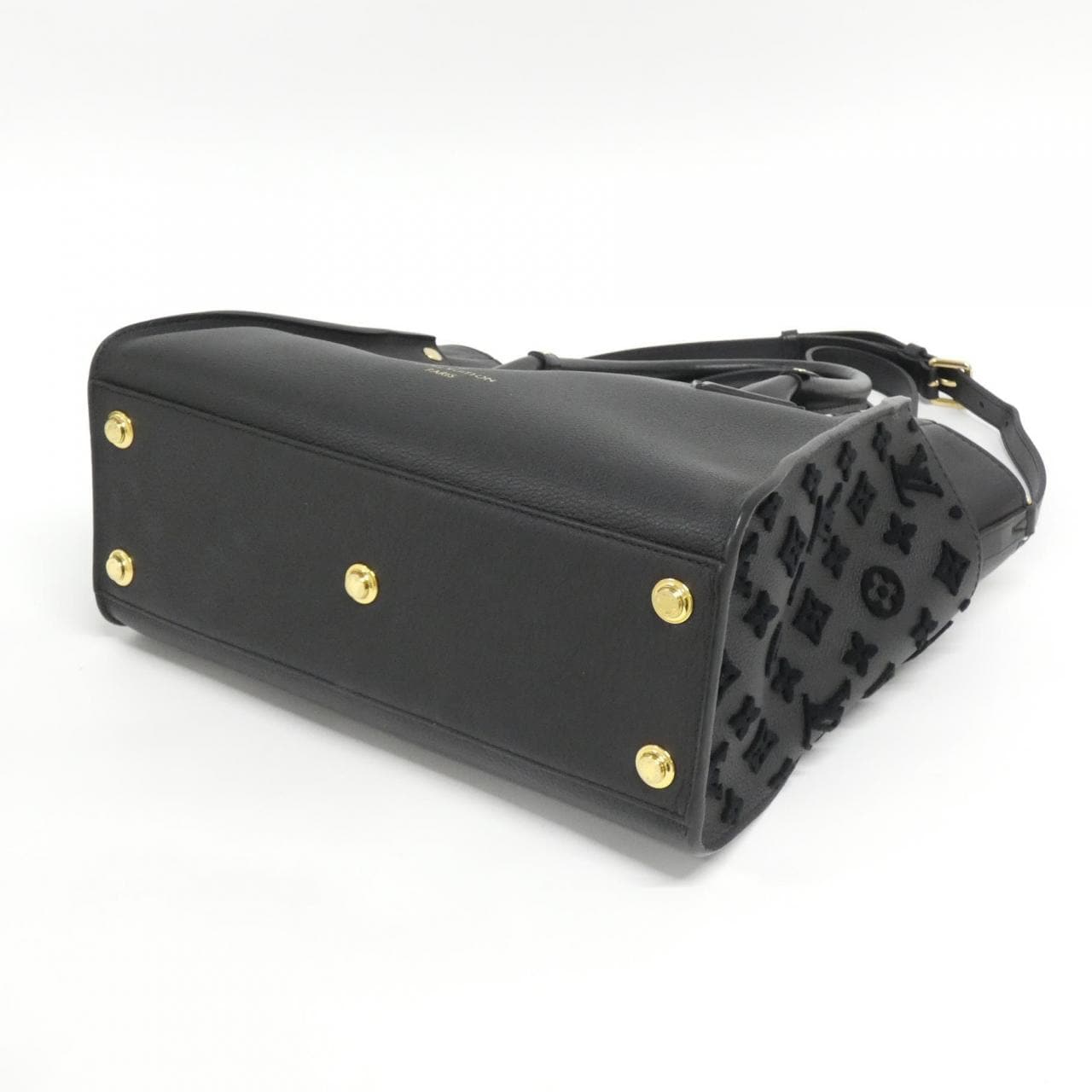 ルイヴィトン モノグラム タフタージュ オンマイサイド MM M53826 バッグ