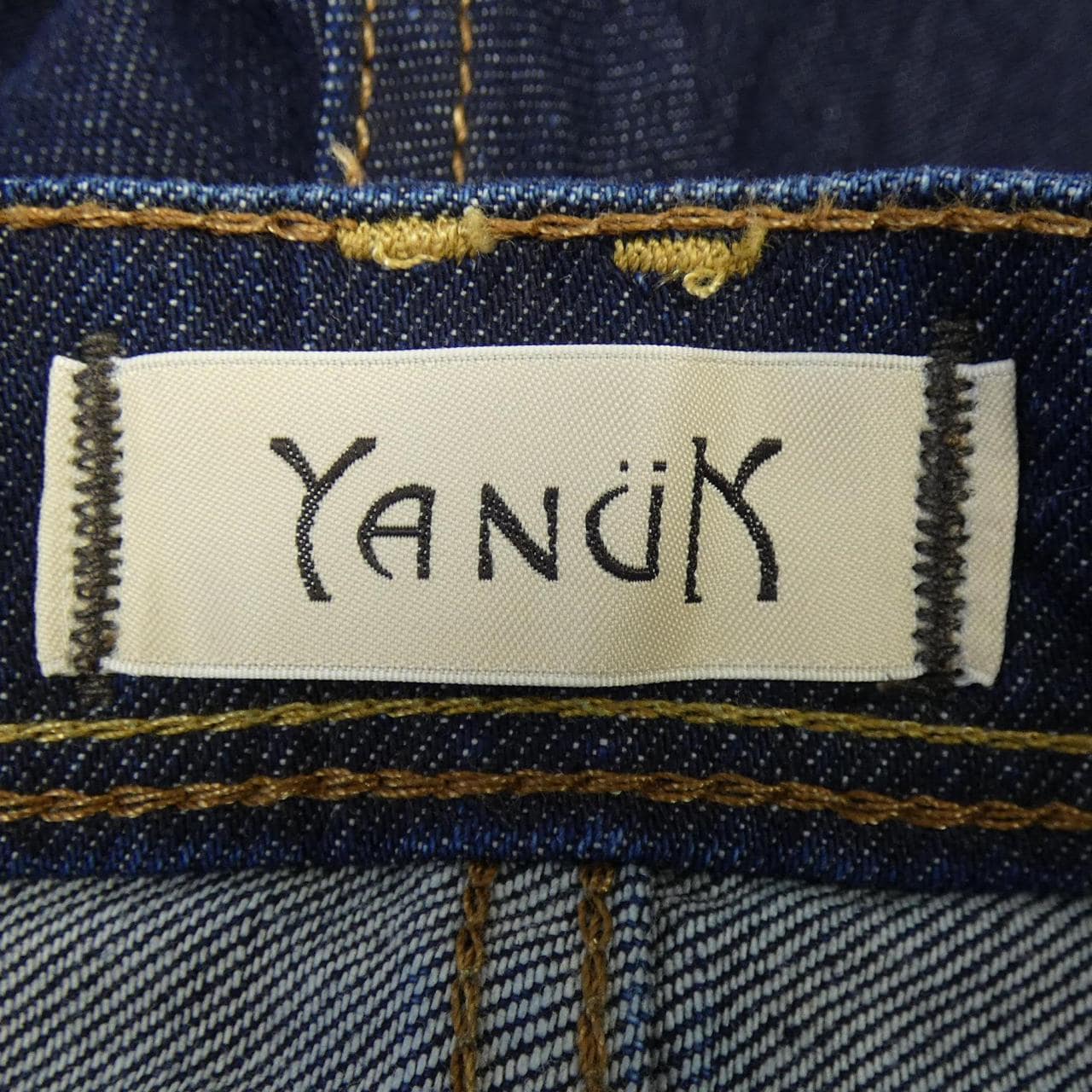 ヤヌーク YANUK ジーンズ