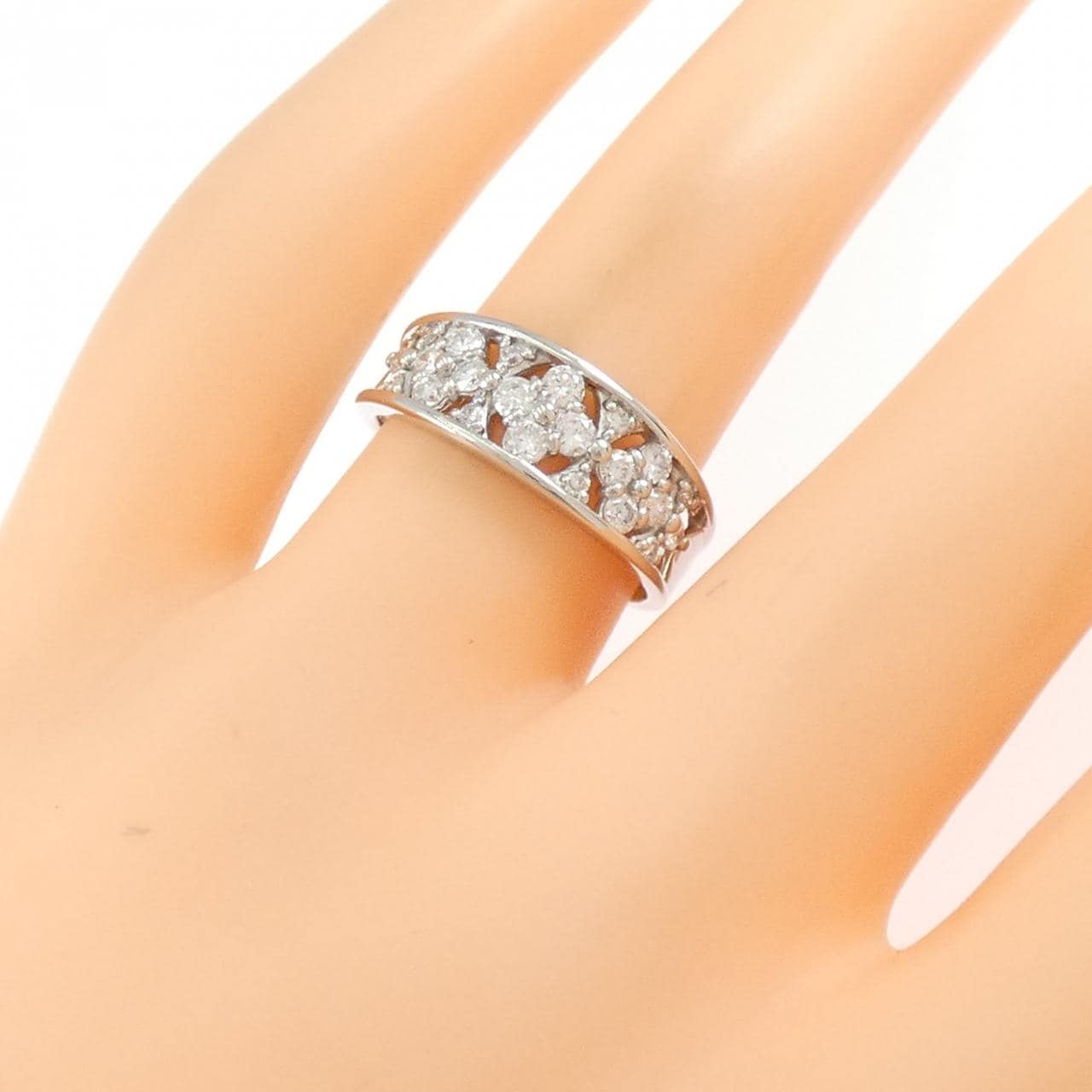 PT900 フラワー ダイヤモンド リング 0.50CT