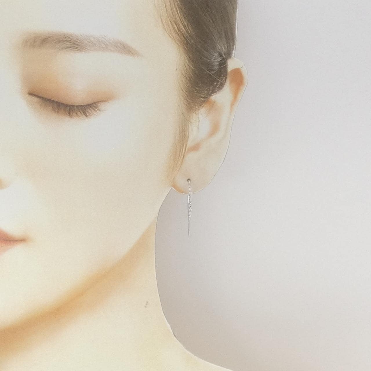 PT950 ダイヤモンド ピアス 0.10CT 片耳