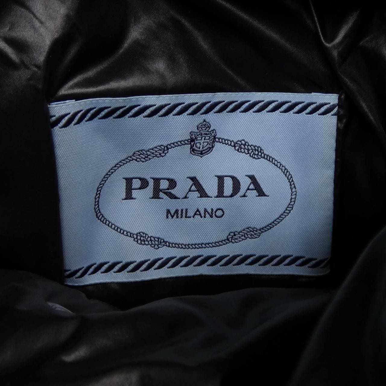 プラダ PRADA トライアングルロゴ 2WAY クロップド コンバーチブル 291805 S222 11A9 ダウンジャケット