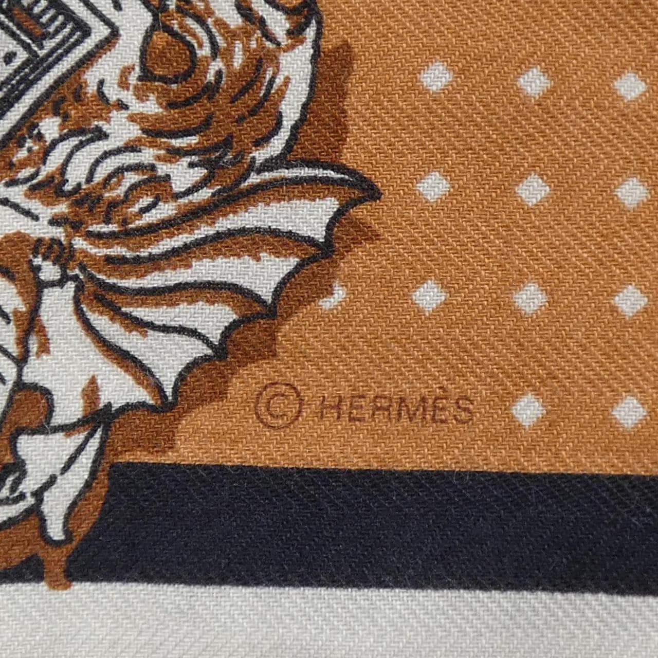 エルメス HERMES HARNAIS DE COUR BANDANA H243935S カレジェアン140 ショール