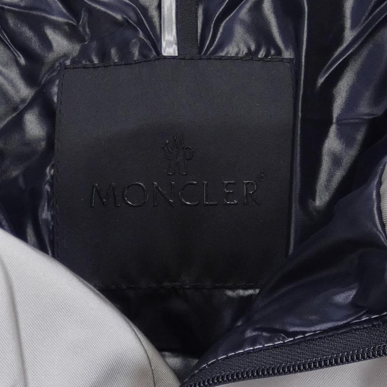 MONCLER蒙克勒羽絨服