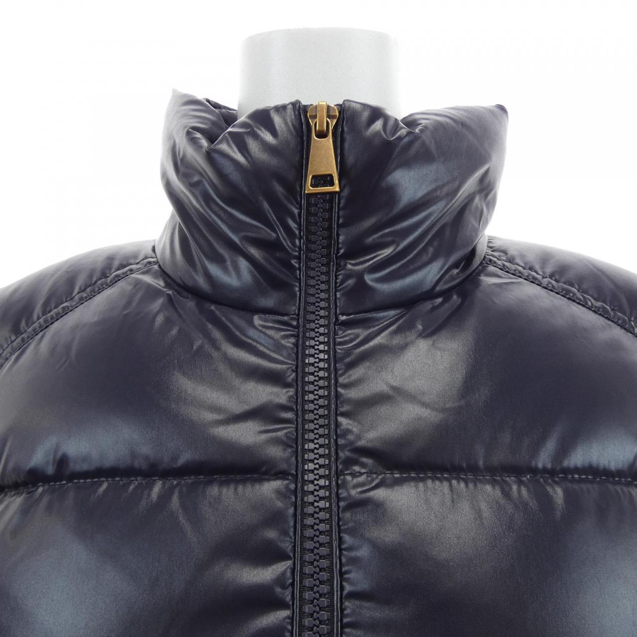 【新品】モンクレール MONCLER 20938G00017 89BG6 ダウンジャケット