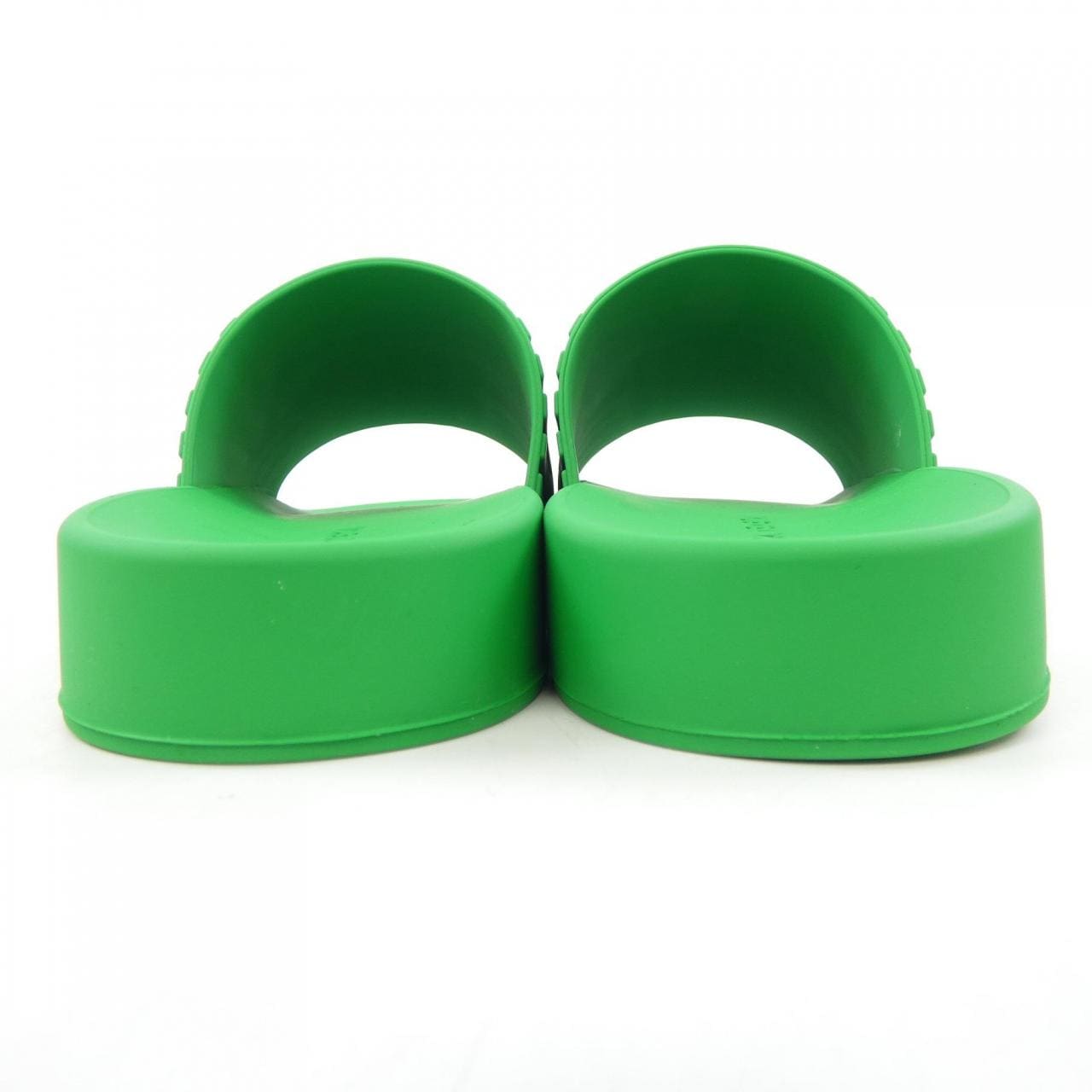 ボッテガヴェネタ BOTTEGA VENETA 690039 V1O60 サンダル