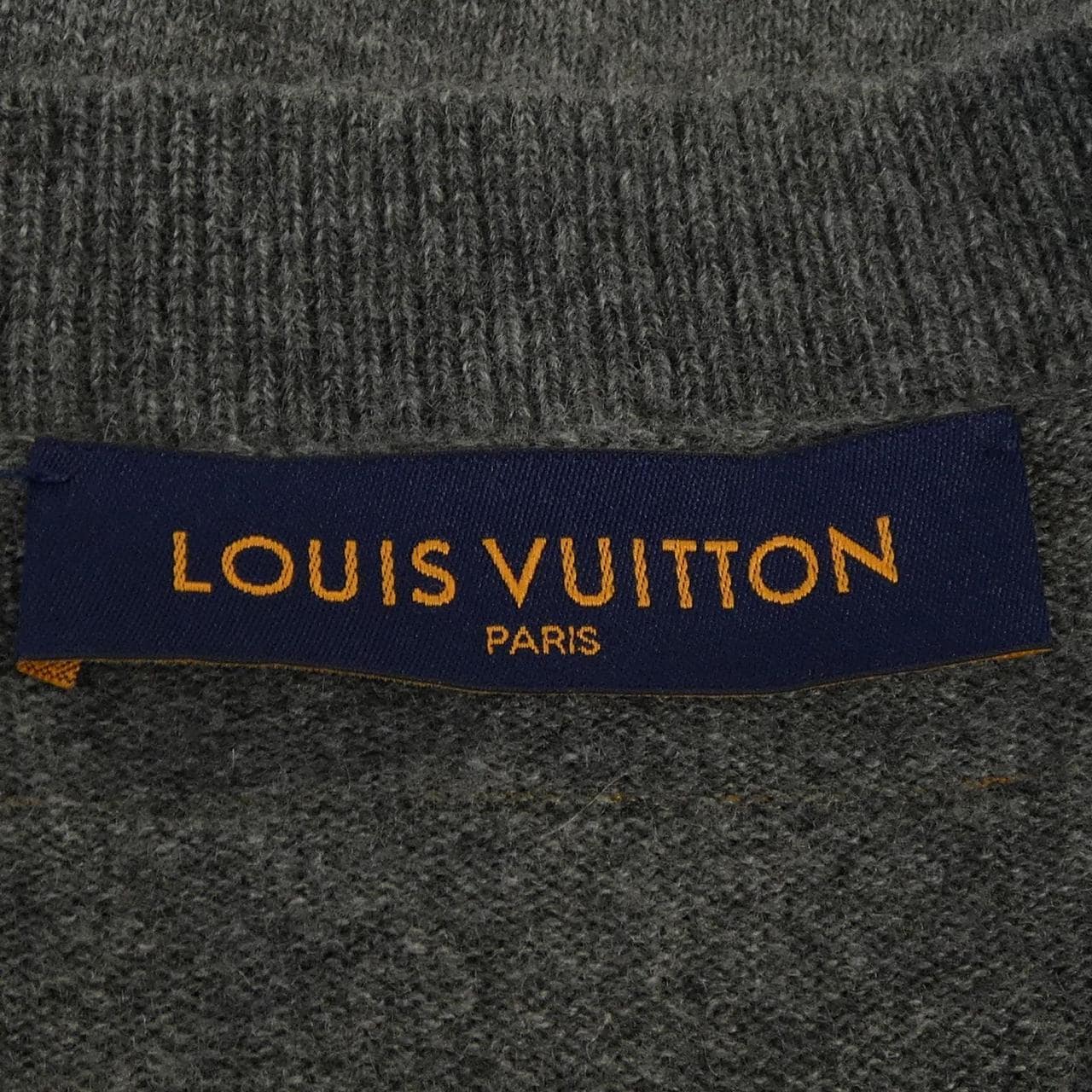 ルイヴィトン LOUIS VUITTON LVエンボスカシミヤクルーネック HMN40WJZE ニット