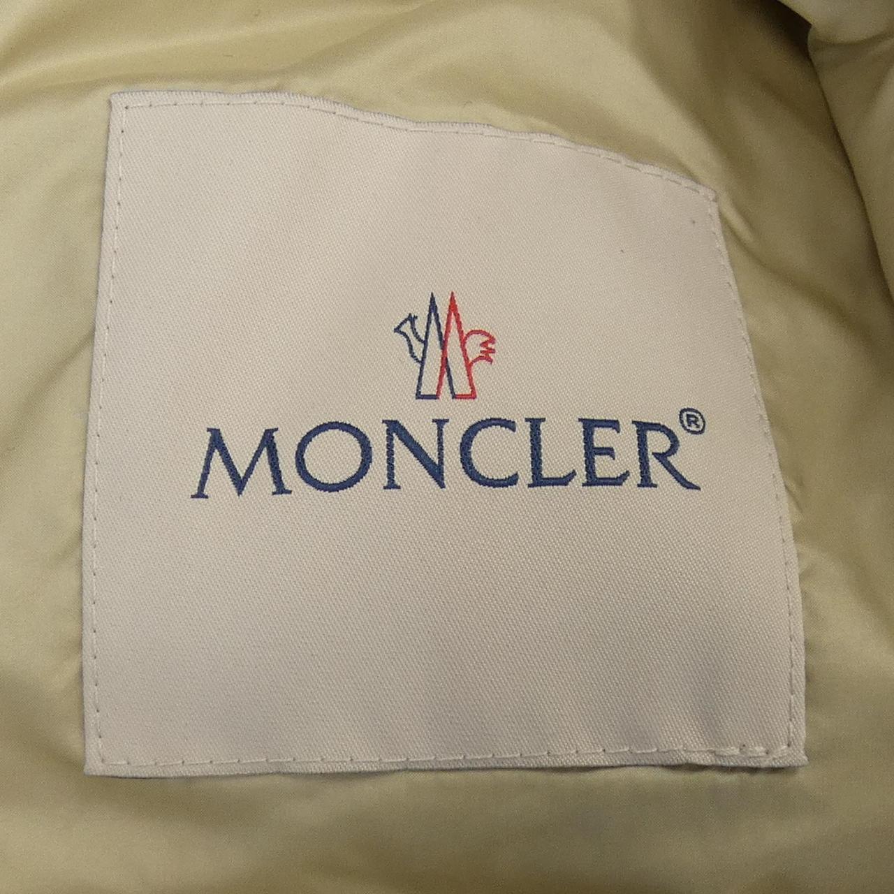 MONCLER蒙克勒羽绒服