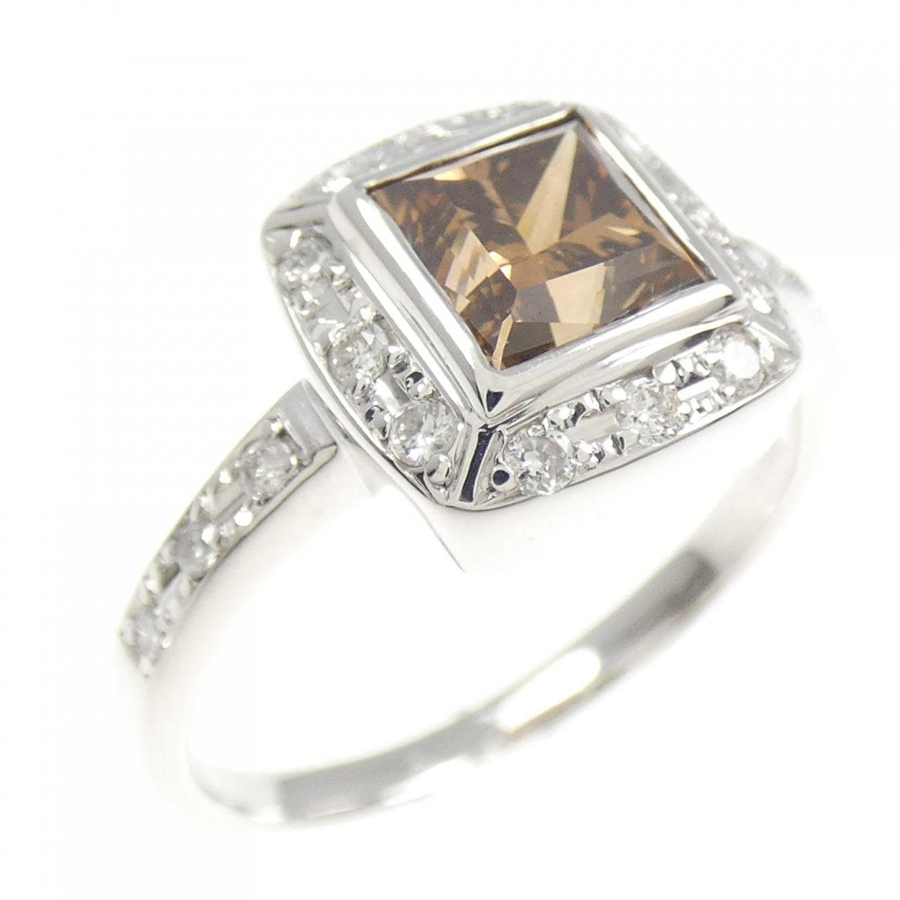 K18WG ダイヤモンド リング 1.047CT