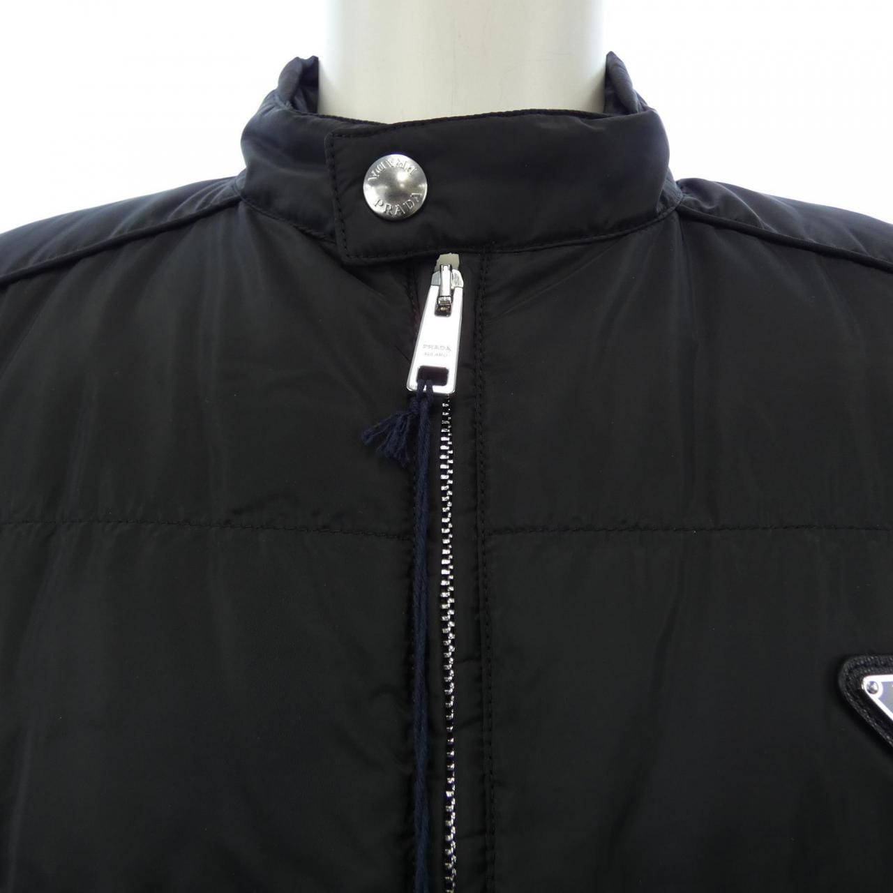 プラダ PRADA トライアングルロゴ SGH068 R232 1060 ダウンジャケット