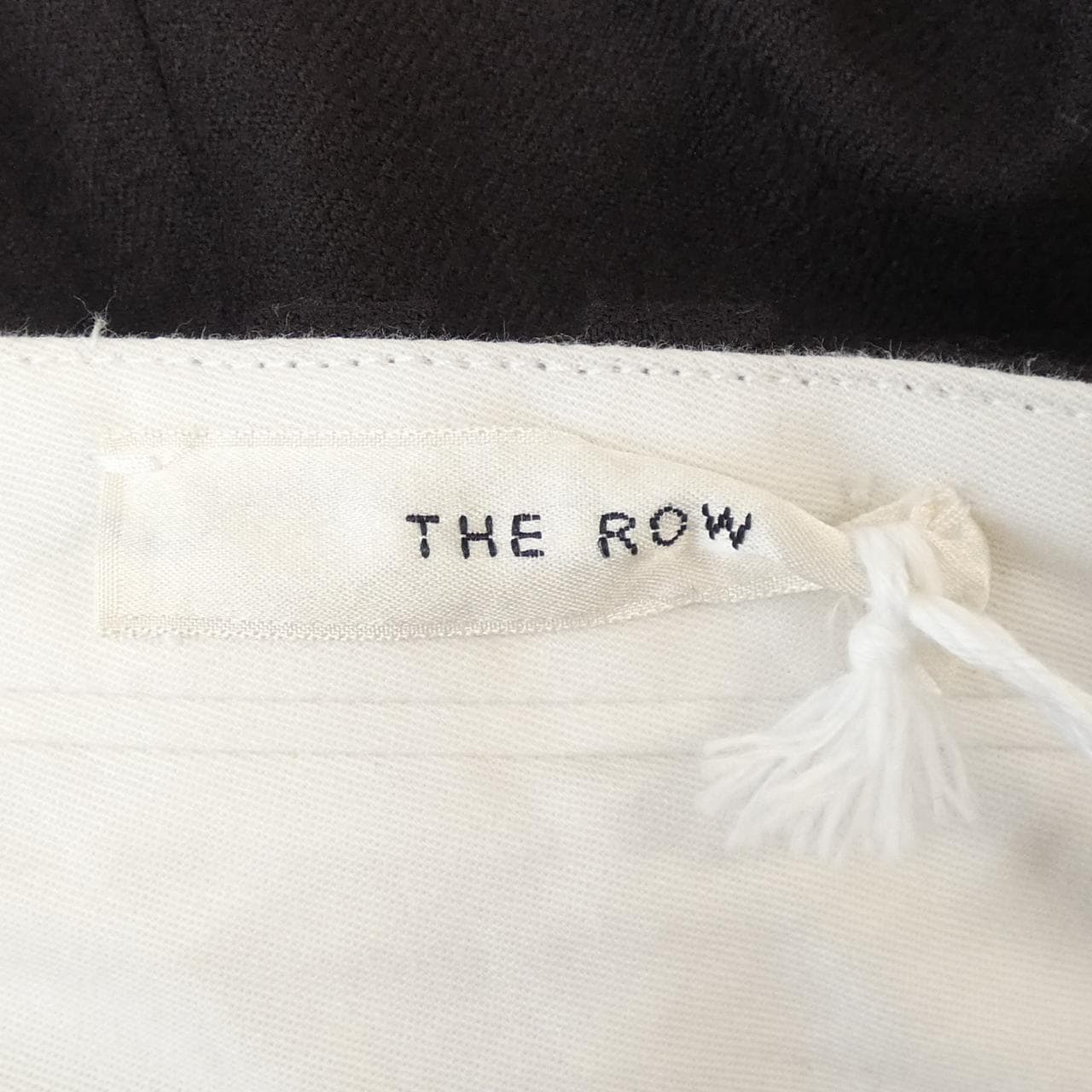 ザロウ THE ROW スカート