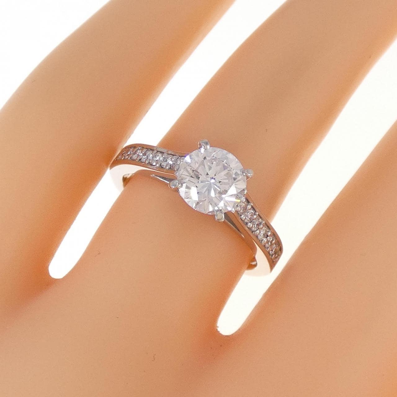 PT Diamond Ring 1.015CT E SI2 VG