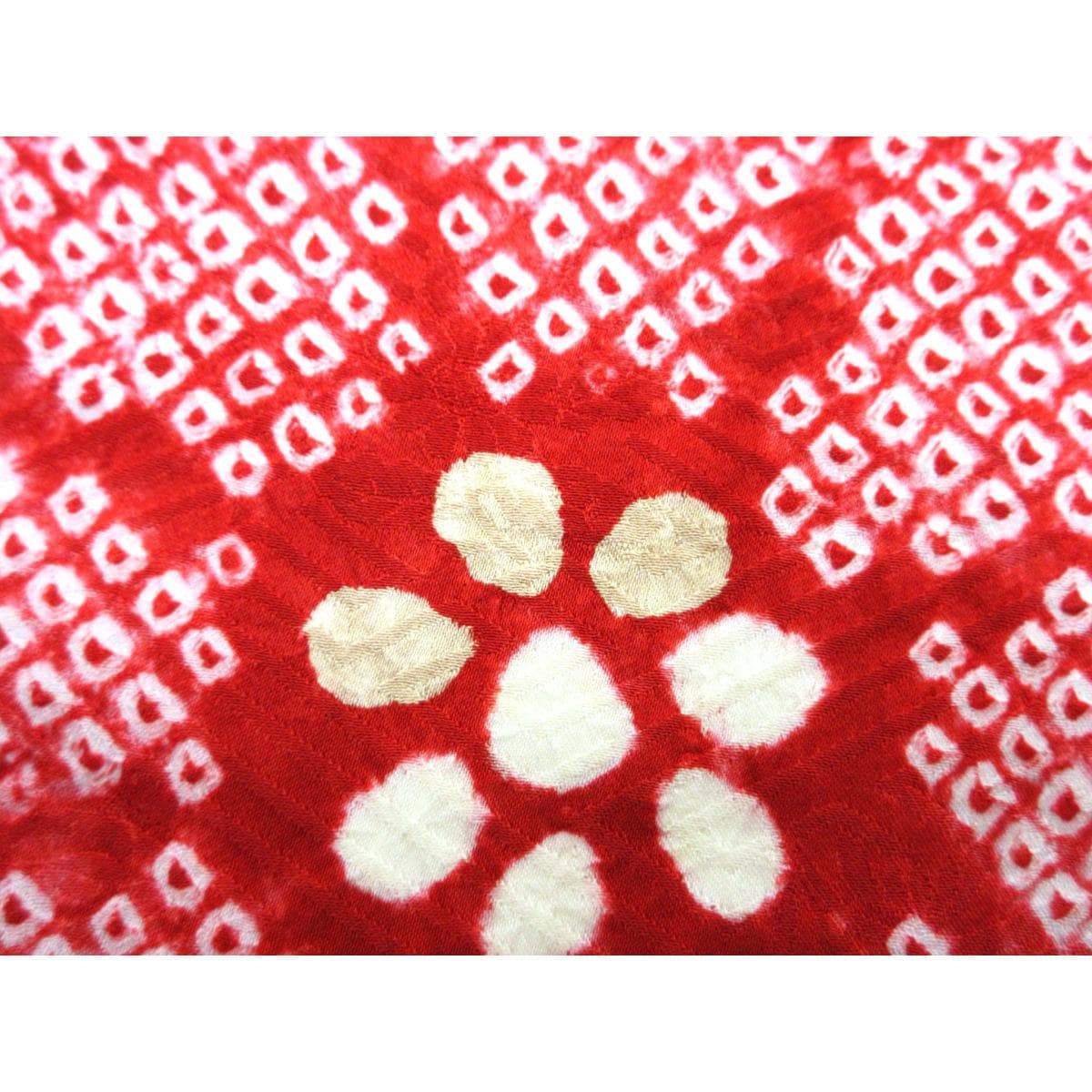 振袖　友禅金彩加工　絞り加工刺繍入