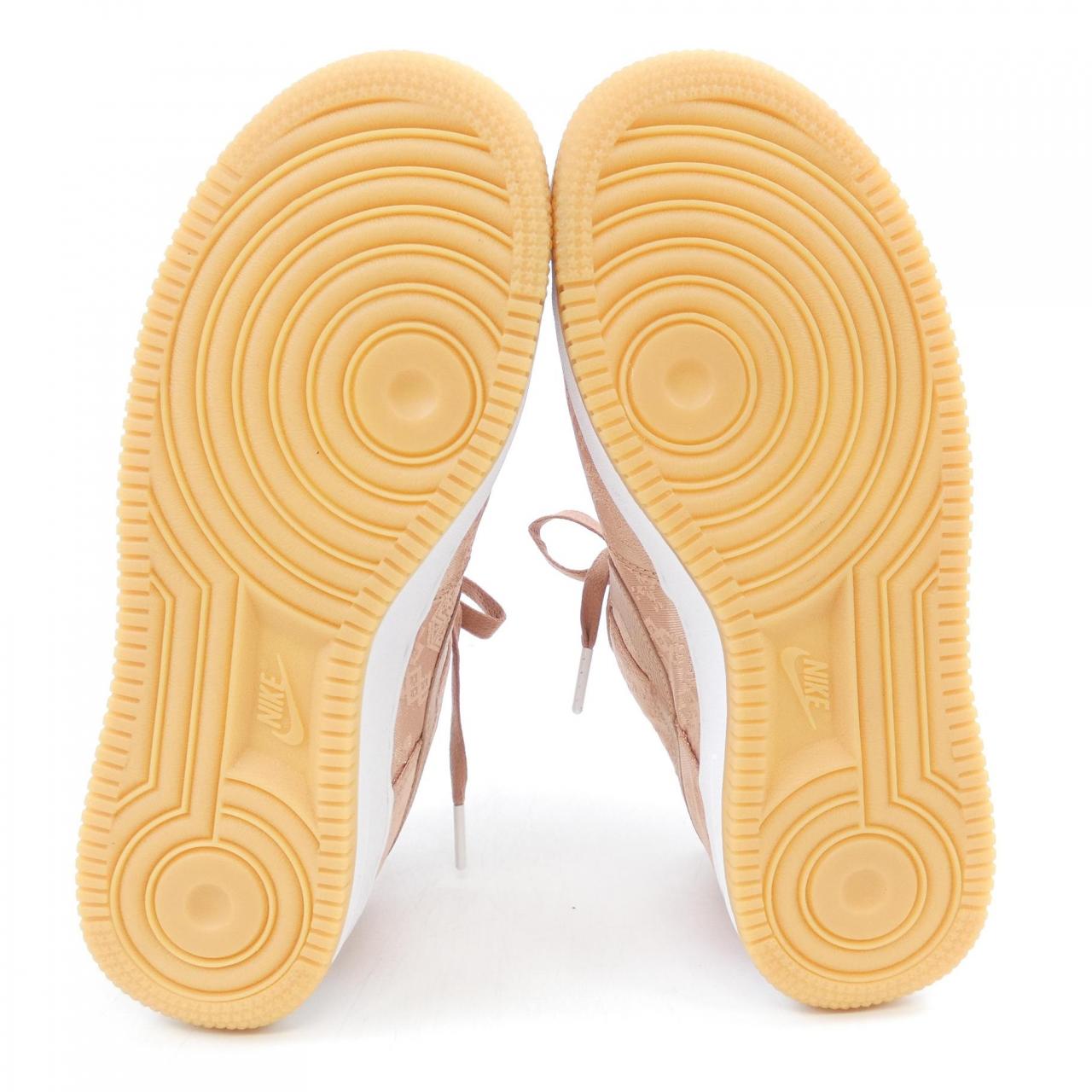 ナイキ NIKE CJ5290-600 スニーカー