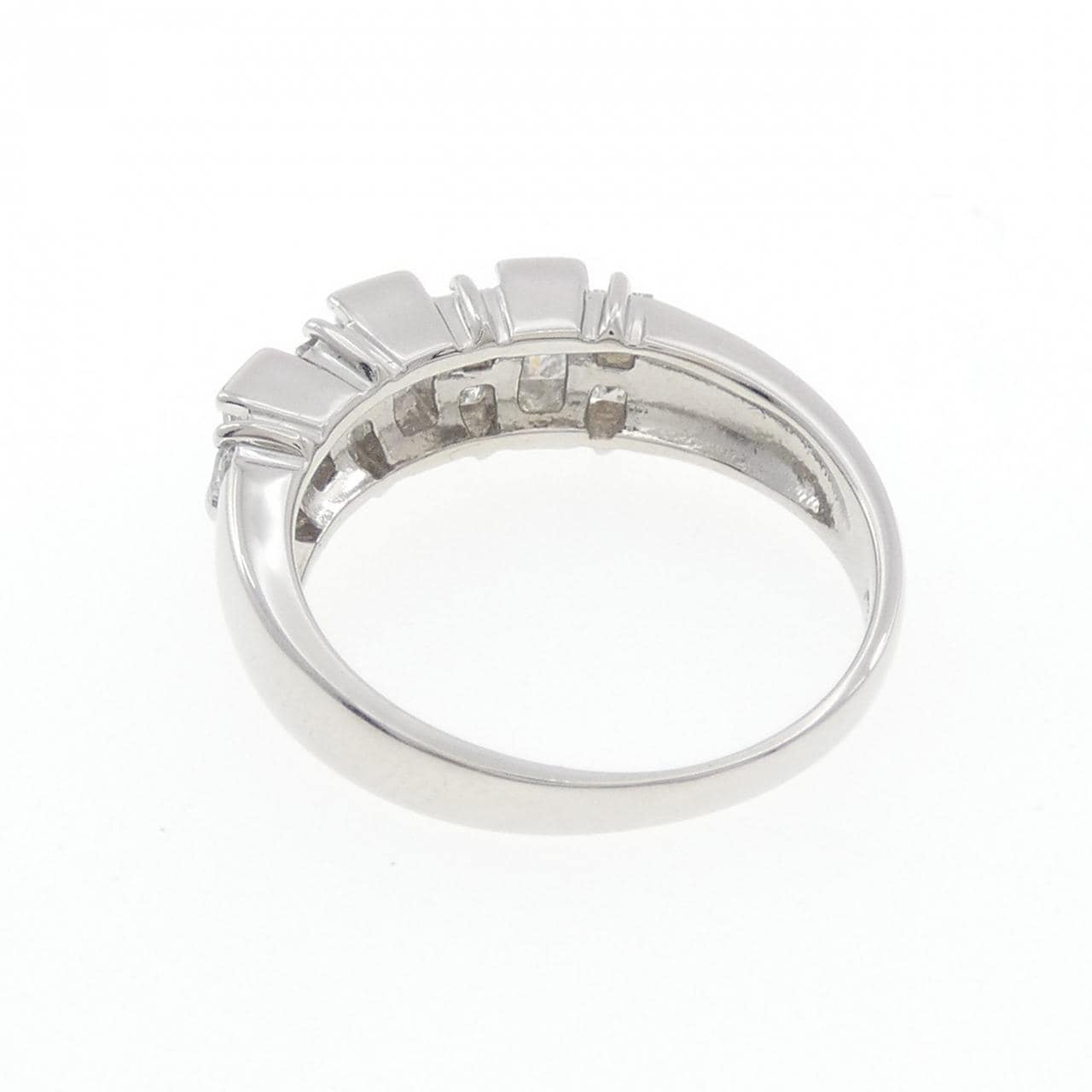 PT900 ダイヤモンド リング 1.00CT