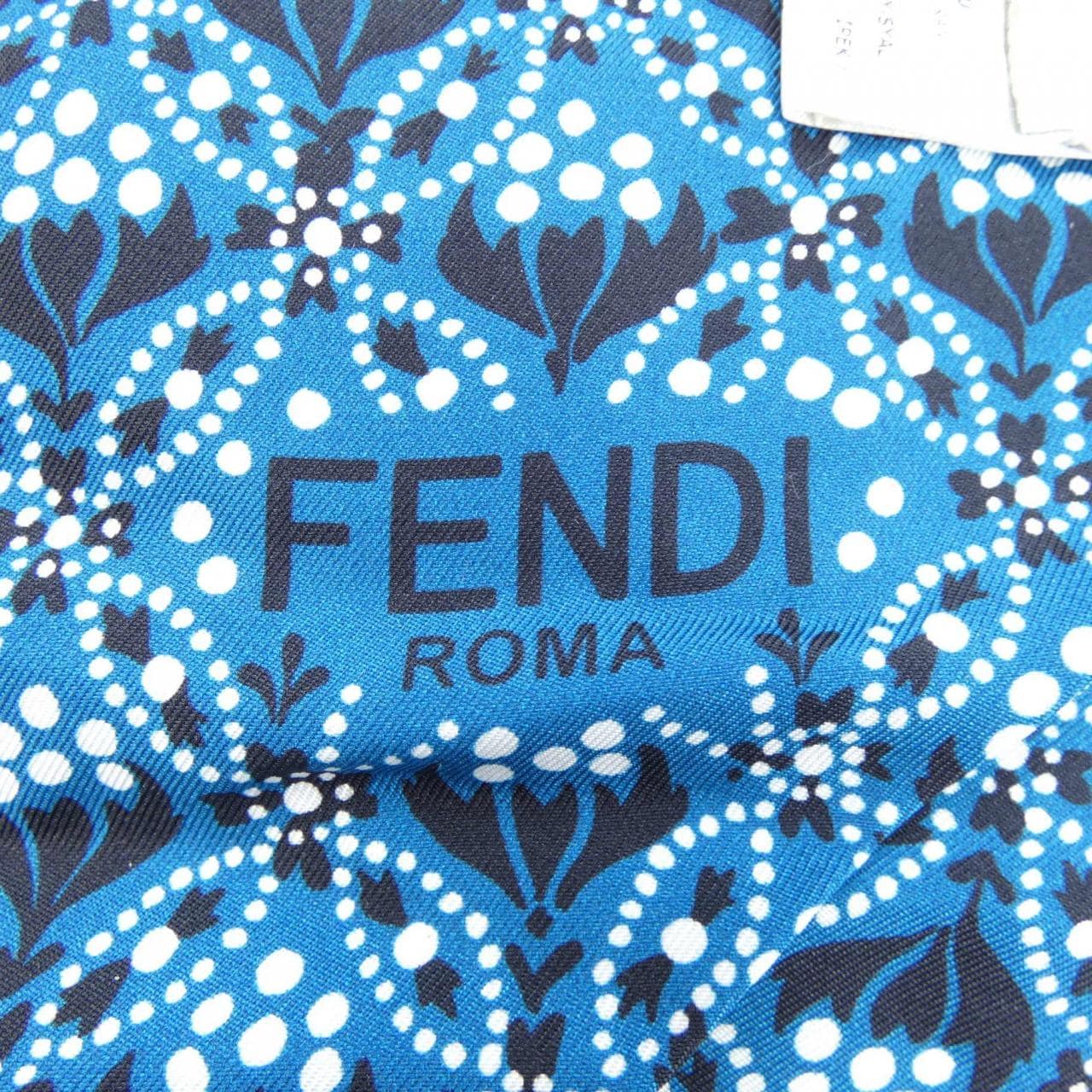 フェンディ FENDI FXT021　A110　TU STOLE